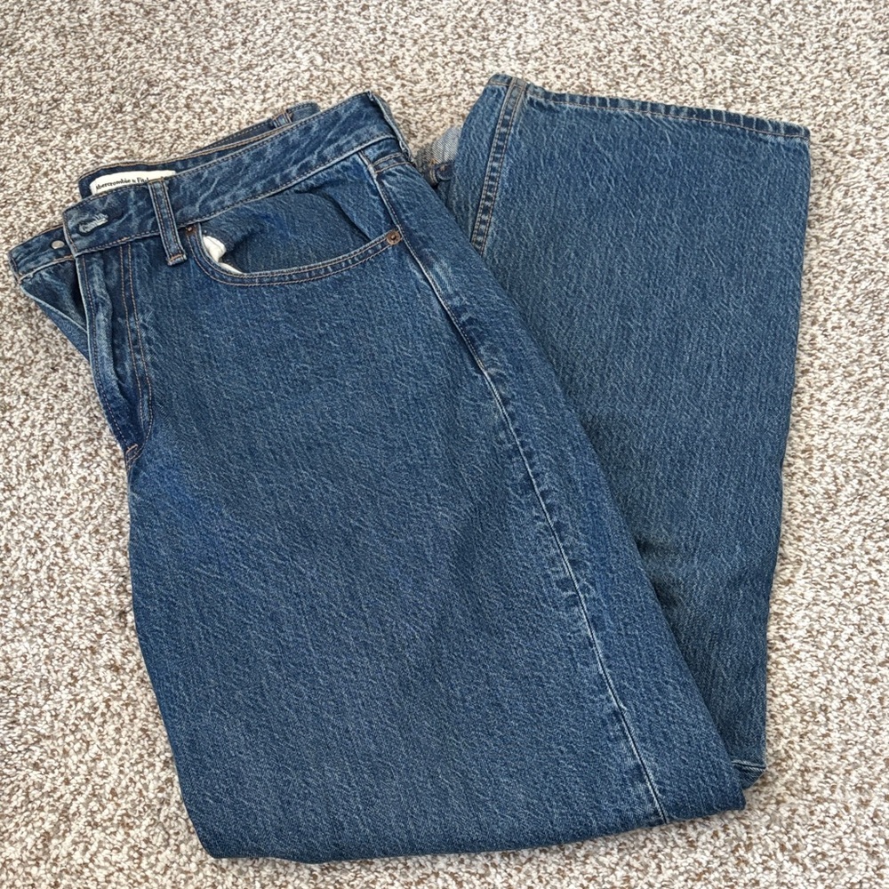 Abercrombie & Fitch Dark Blue Relaxed Fit Jeans